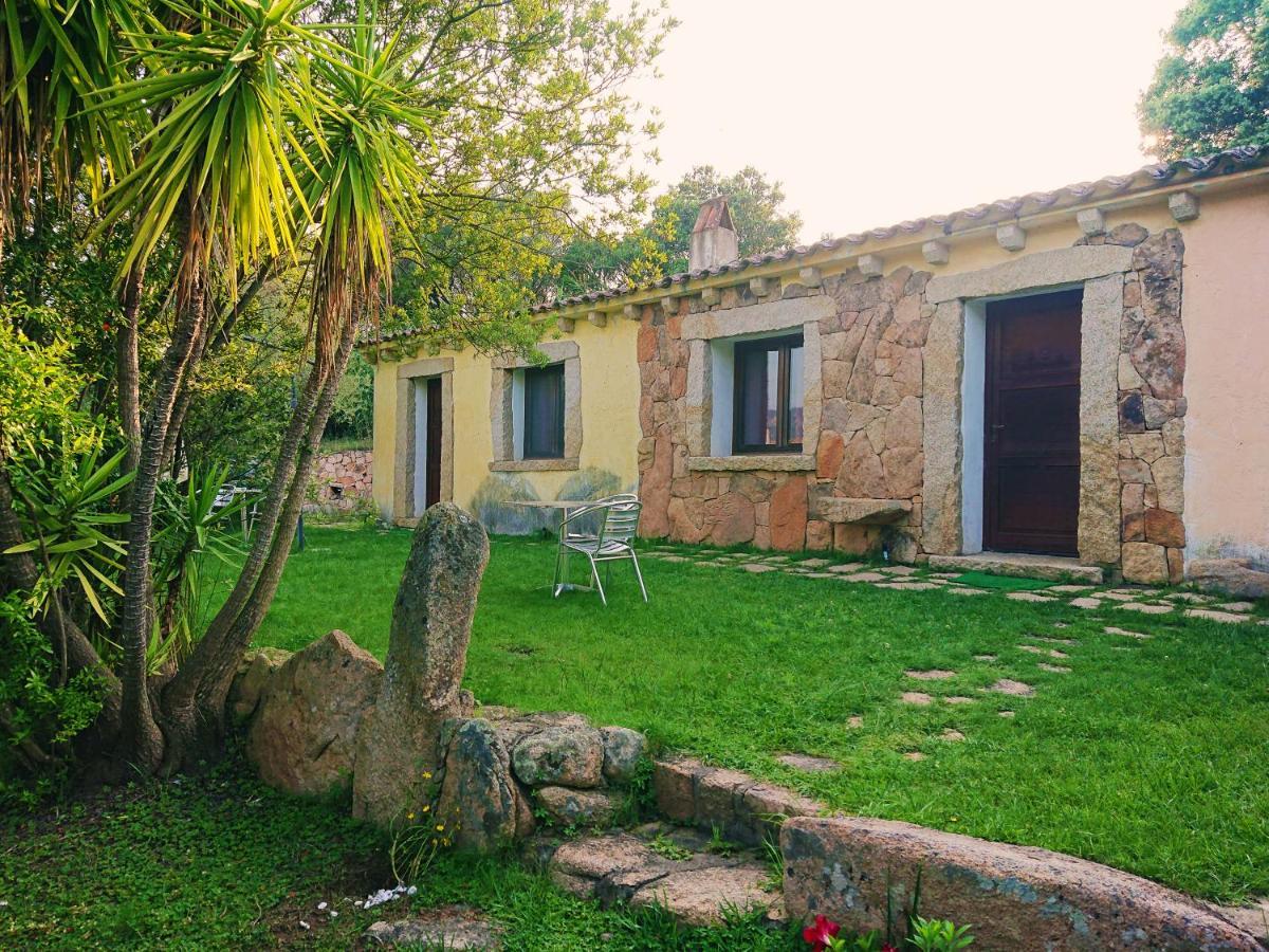 Agriturismo Desole Monti ภายนอก รูปภาพ